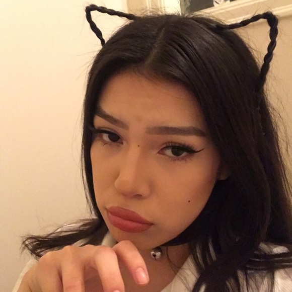 Meet your Posher, Jas - Picture 1 of 1